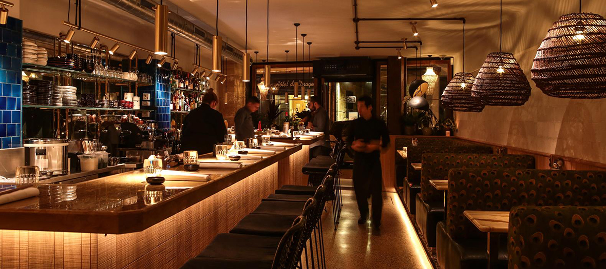 Restaurant Le Bar des Prés bar à sushis et cocktails du chef Cyril Lignac