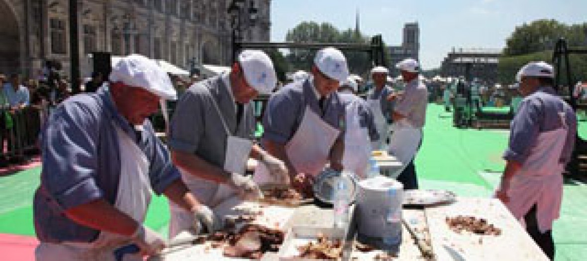 Un Barbecue Gratos A Lhotel De Ville