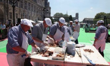 Un Barbecue Gratos A Lhotel De Ville