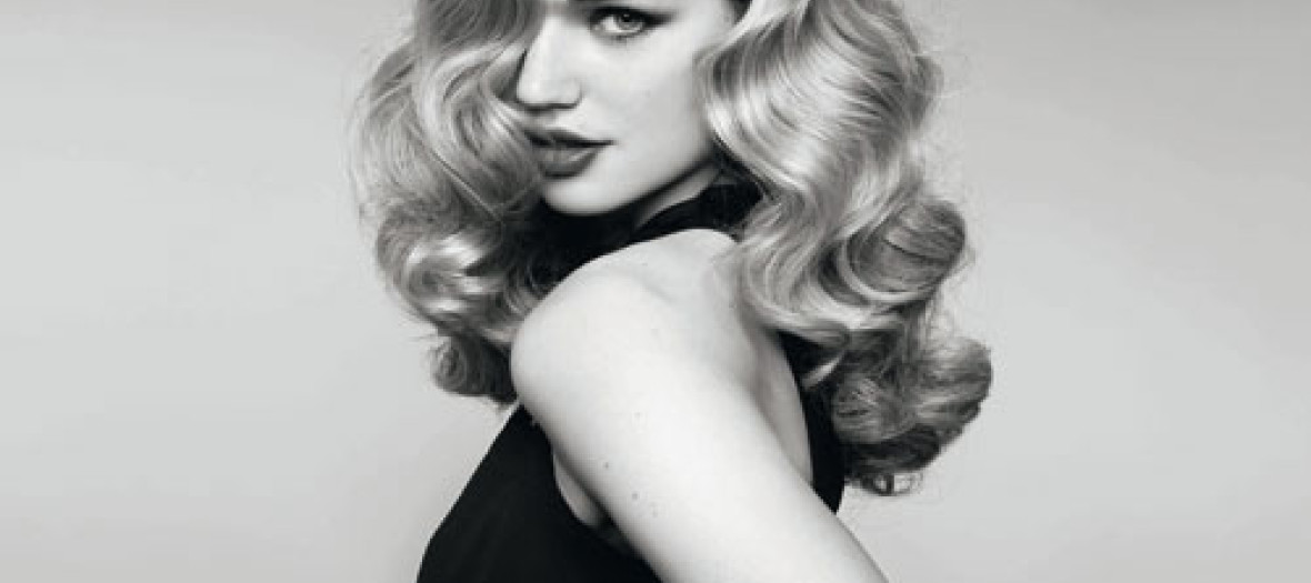 Un Bar A Coiffure Tres Glamour By Ghd500