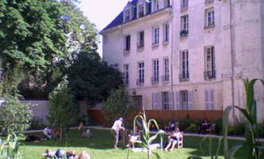 Jardin Rue Des Rosiers