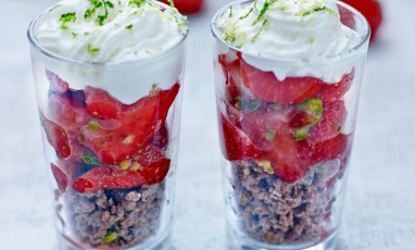 Granola De Fraise Frenchy Et Chocolat Photo