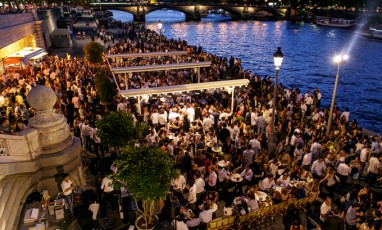 Faust quais de seine