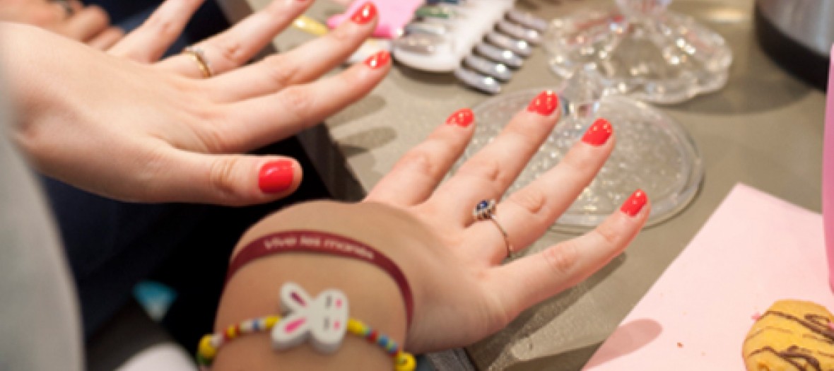 Save The Date Un Brunch Dans Un Nail Bar