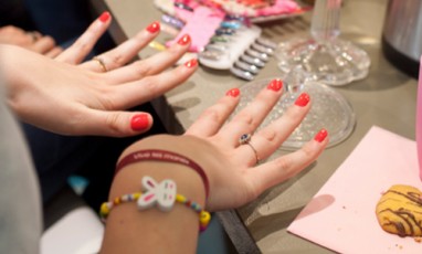 Save The Date Un Brunch Dans Un Nail Bar