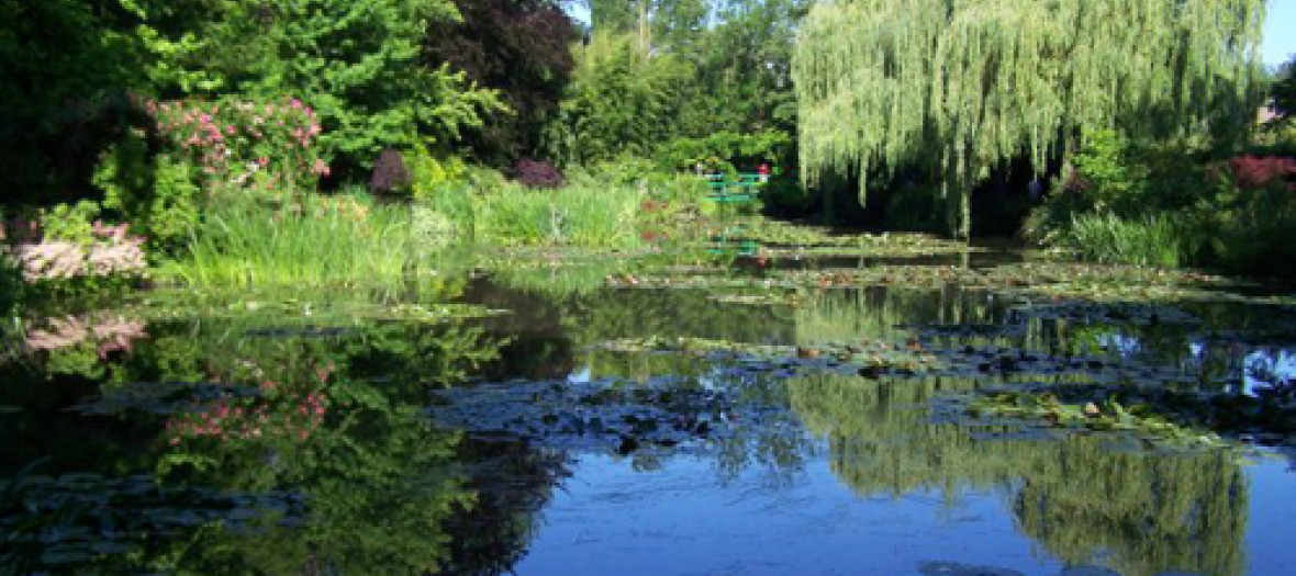 Se Balader Dans Le Jardin Feerique Qui A Inspire Monet