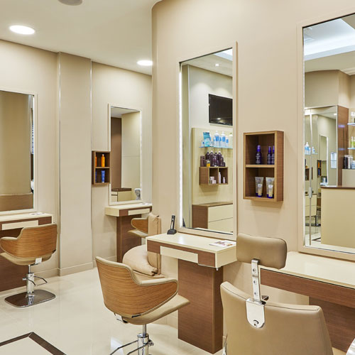 Azzedine et Laurent salon hairdresser with large wall mirrors