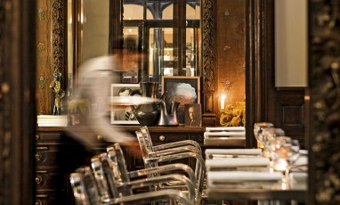 Caffe stern bistro interior