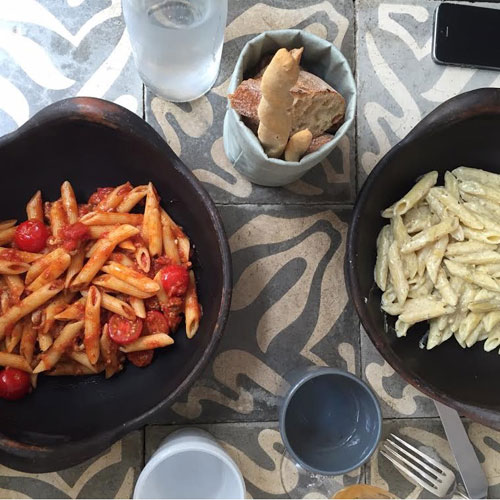 Spaghetti dishes in the Carbonara with pecorino romano and bacon from Borgo restaurant