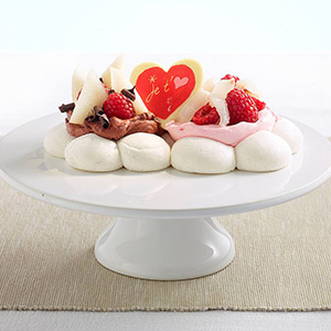 meringue-cake-valentine-day