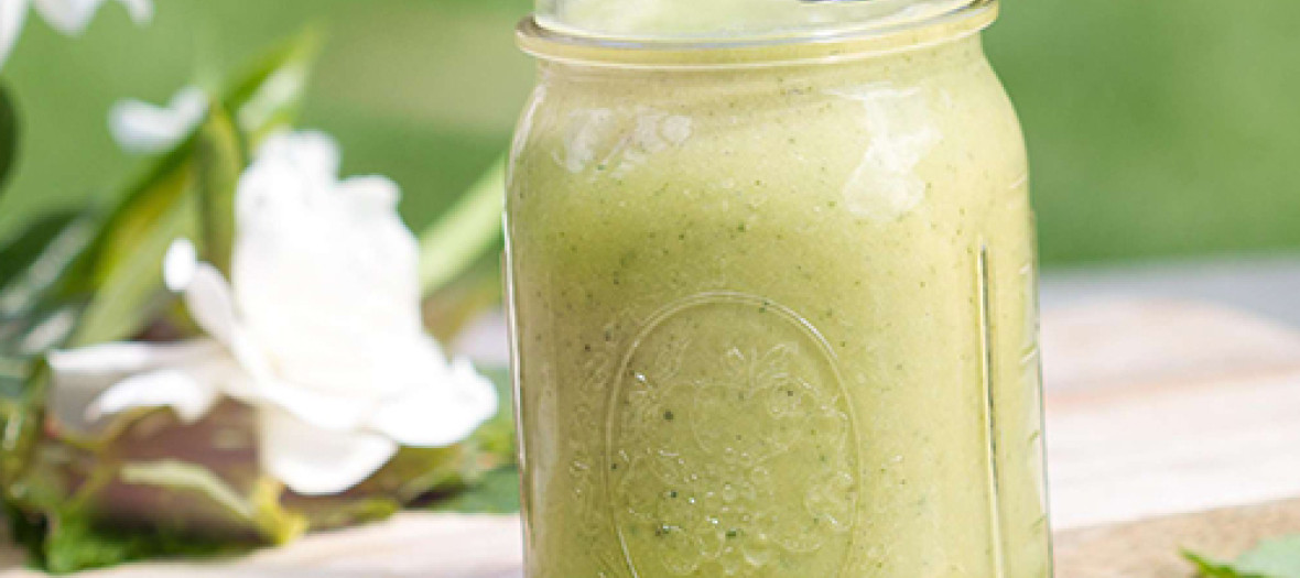 Matcha Aloe Pineapple Smoothie