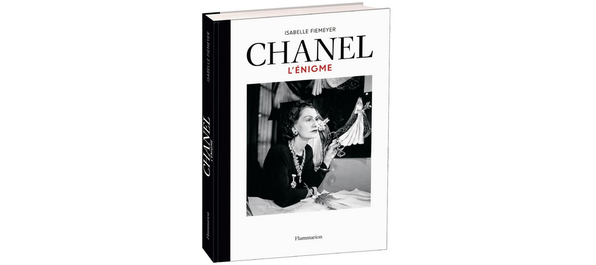 livre chanel l'enigme