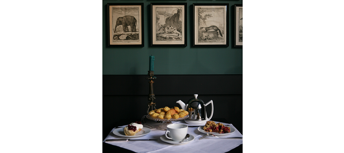 moelleux au chocolat, cake à l’orange, scones tièdes au beurre d’Echiré démentiels du Salon de thé miss marple