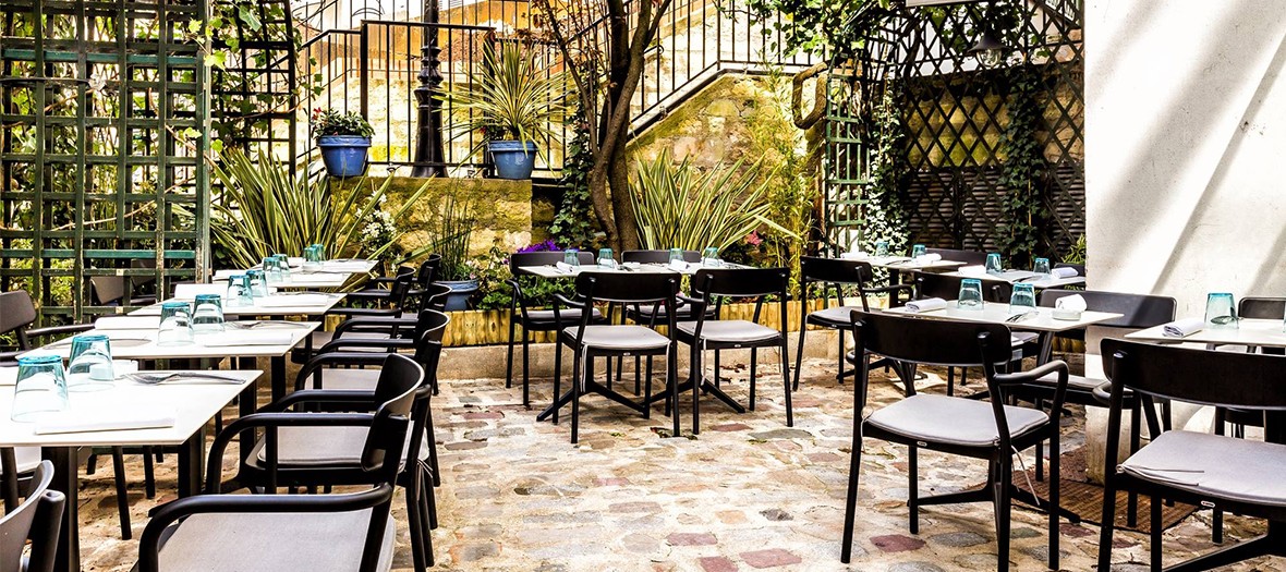 Terrasse du restaurant Moulin de la Galette