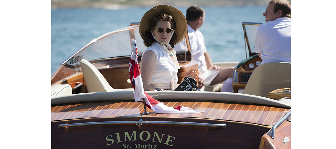 femme sur un bateau