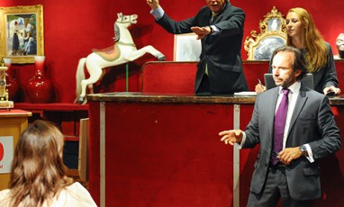 Auctioneer at Drouot auction house