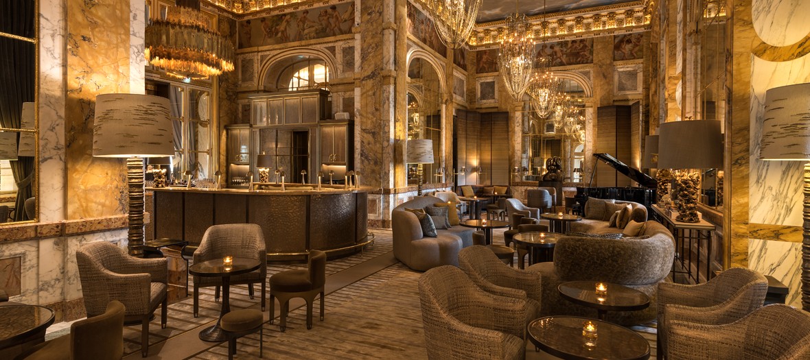 Bar et décoration intérieur de l'Hôtel Crillon par Chahan Minassian