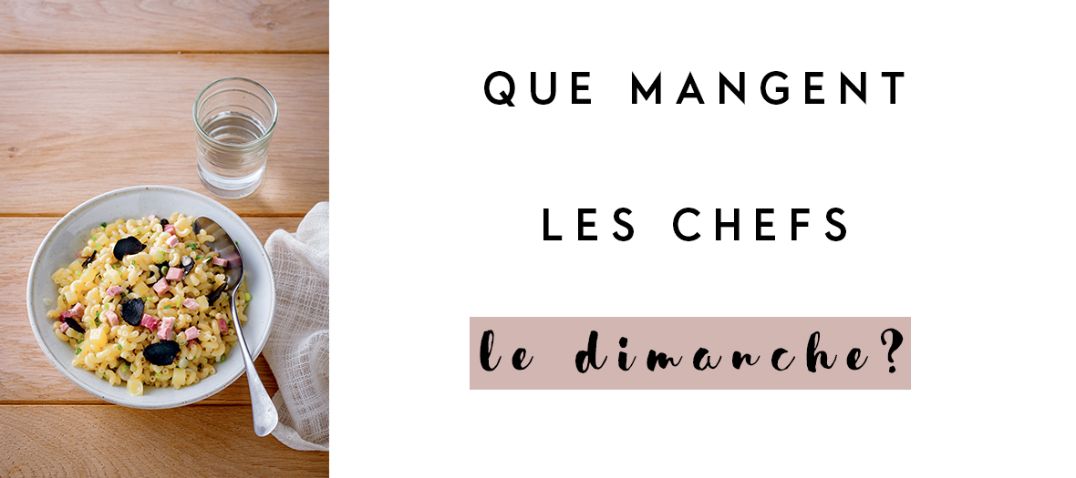Les taches de rousseur pour ladolescent de la jeune fille