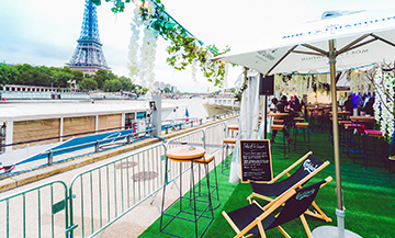 terrasse ephemere face a la tour Eiffel