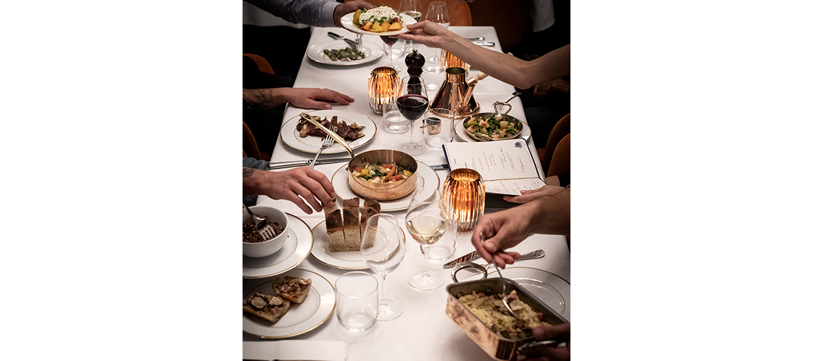 razor clams with herbal butter, glazed veal shank with dry raisins, divine fries, unilateral tuna,  coquillettes pasta with truffles, XXL millefeuille of froufrou restaurant in Paris