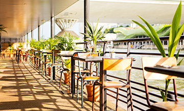 Pansoul restaurant terrace on the banks of the Seine in Paris