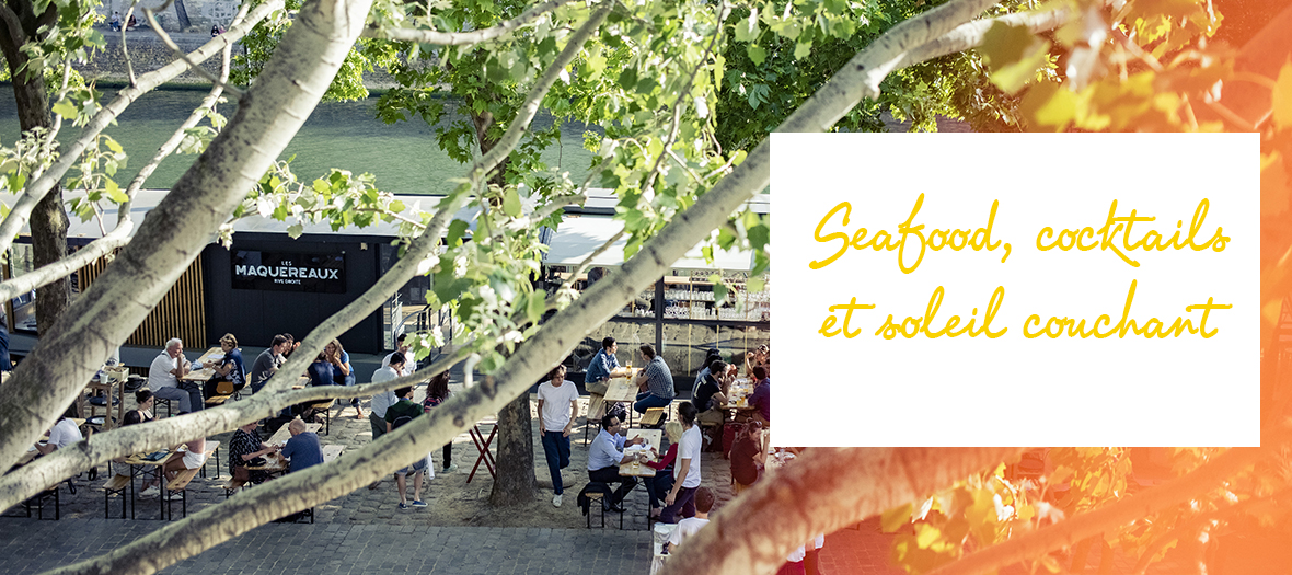 Terrasse et bar à cocktails dans le Marais