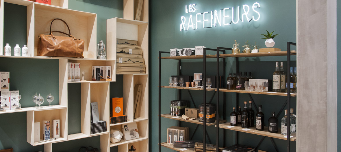 Interieur et decoration de la boutique homme les Raffineurs