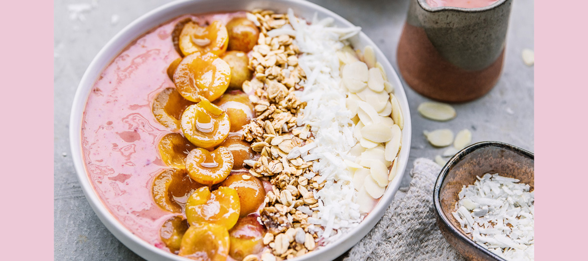 Recette smoothie bowl aux mirabelles et fraises