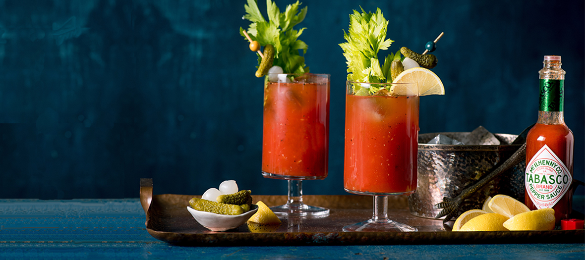 Recette du cocktail Bloody Mary avec sauce Tabasco, vodka et citron