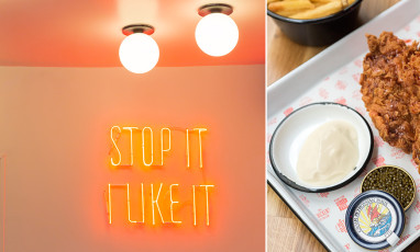 Fried chicken with caviar and cream et the slogan 