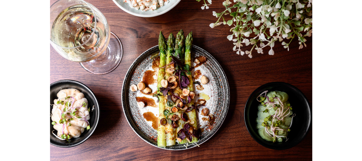  Asparagus dishes and organic rosé wine from the red wine bar