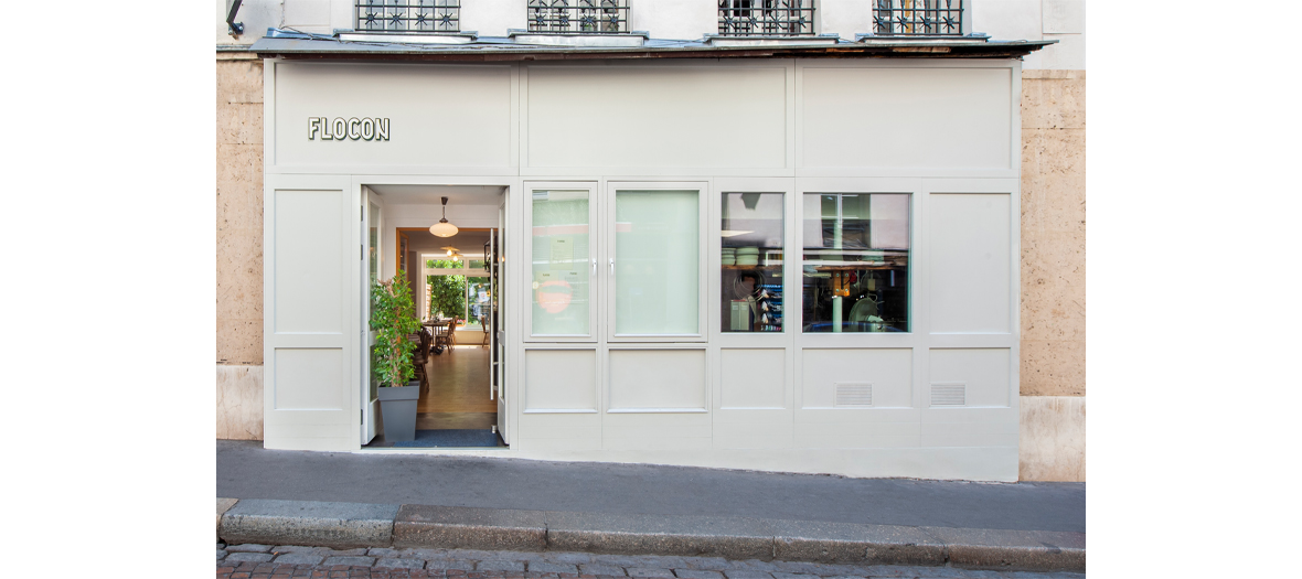 Façade du restaurant Flocon rue Mouffetard à Paris