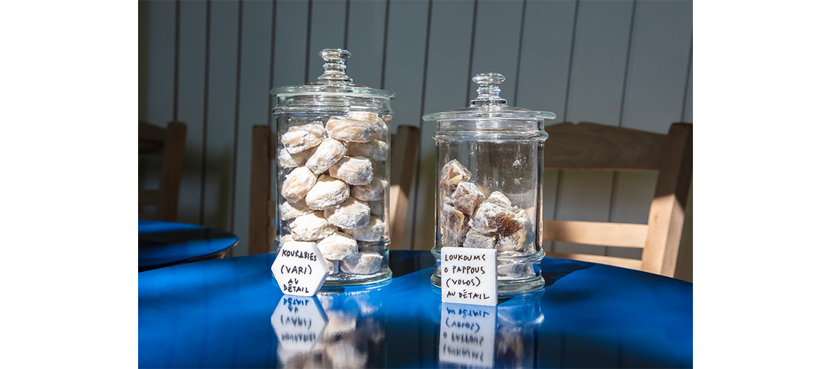 Boite de petits biscuits Caprice du coffee shop Yorgaki 