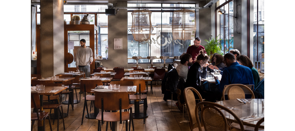 Shouk restaurant dinning room during lunch shift in Paris