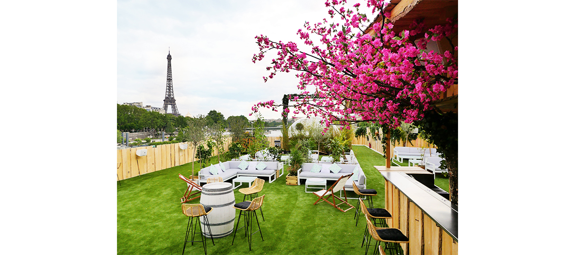 Rooftop with view of the Eiffel tower in Paris