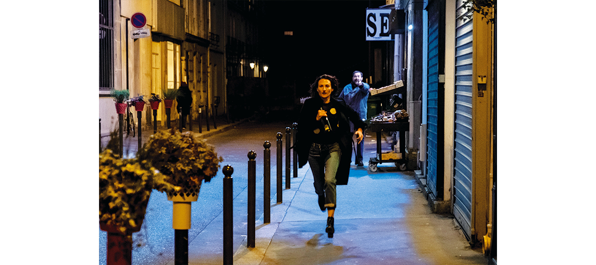 Camille Cottin dans la série Mouche