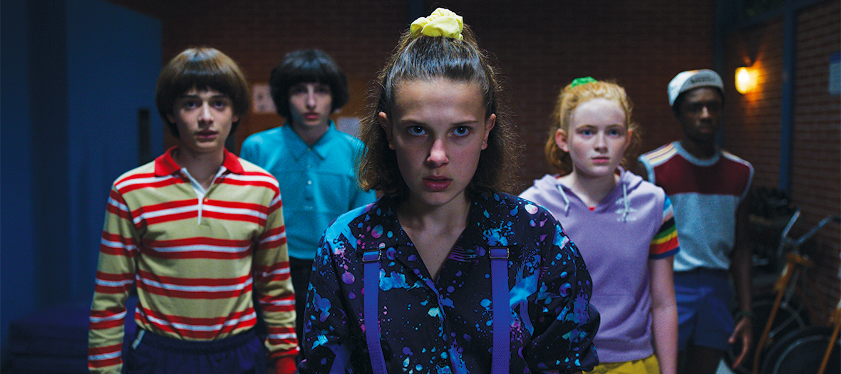 Saison 3 de la série Stranger Things avec Millie Bobby Brown, Finn Wolfhard, Noah Schnapp, Caleb McLaughlin et Sadie Sink