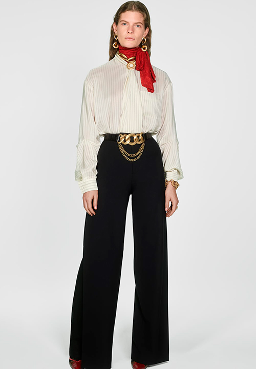 Le Pantalon palazzo taille haute à fentes de Zara à 69,95 €