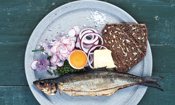 Recette du Hareng Fume dressée sur une assiette