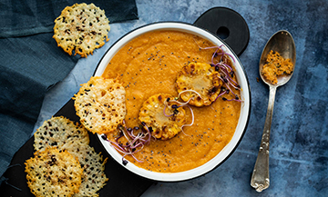 Recette soupe carottes, maïs, parmesan et graines de pavot