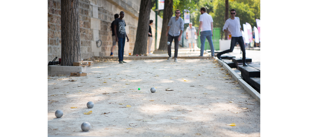 Paris Plages, pétanque au parc Rives de Seine