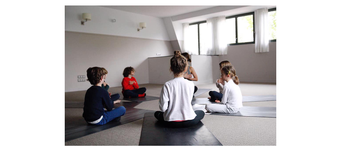 Séance de yoga pour enfants