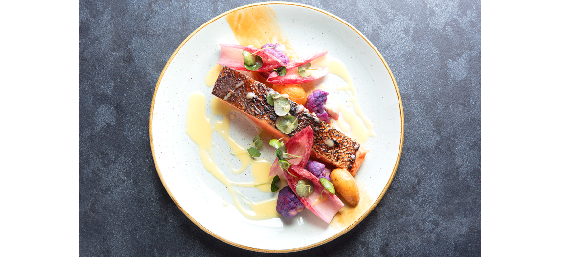 Salmon marinated in half-cooked miso, crispy skin, yuzu date sauce