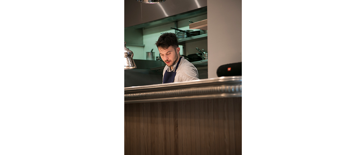 the french chef Thibault Loubersanes in his kitchen in L'affinité in Paris