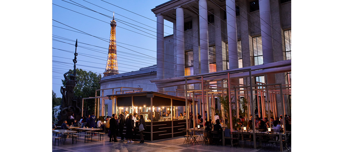 The Edo terrace at the Palais de Tokyo with vue view on Eiffel Tower.