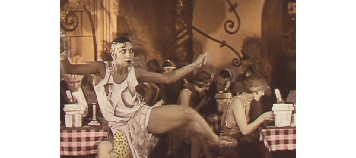 josephine baker dancing during annees folles in Paris