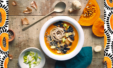 Recette de la soupe traditionnelle japonaise avec de la courge et de l'huile de coco