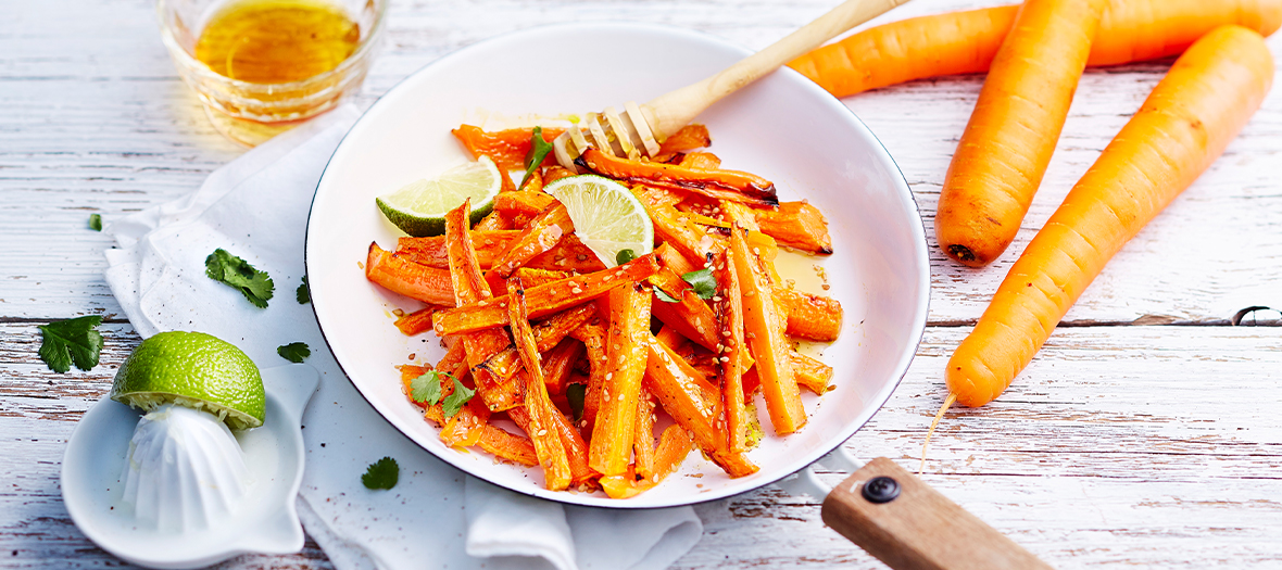 Recette Frites Healthy avec des carottes, cumin, coriandre, citron vert, miel, fleur de sel, Poivre moulu