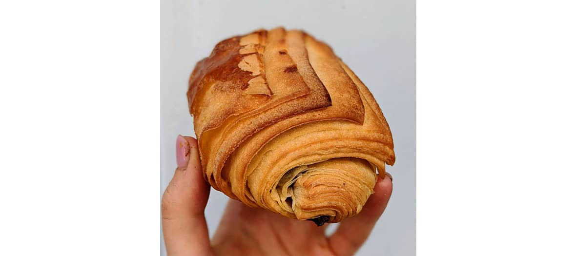 Du Pain et des Idées Pain au chocolats