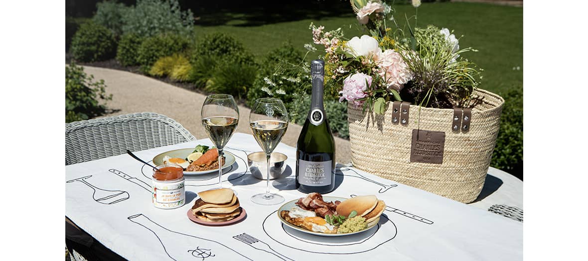 picnic brunch with Charles Heidsieck champagne